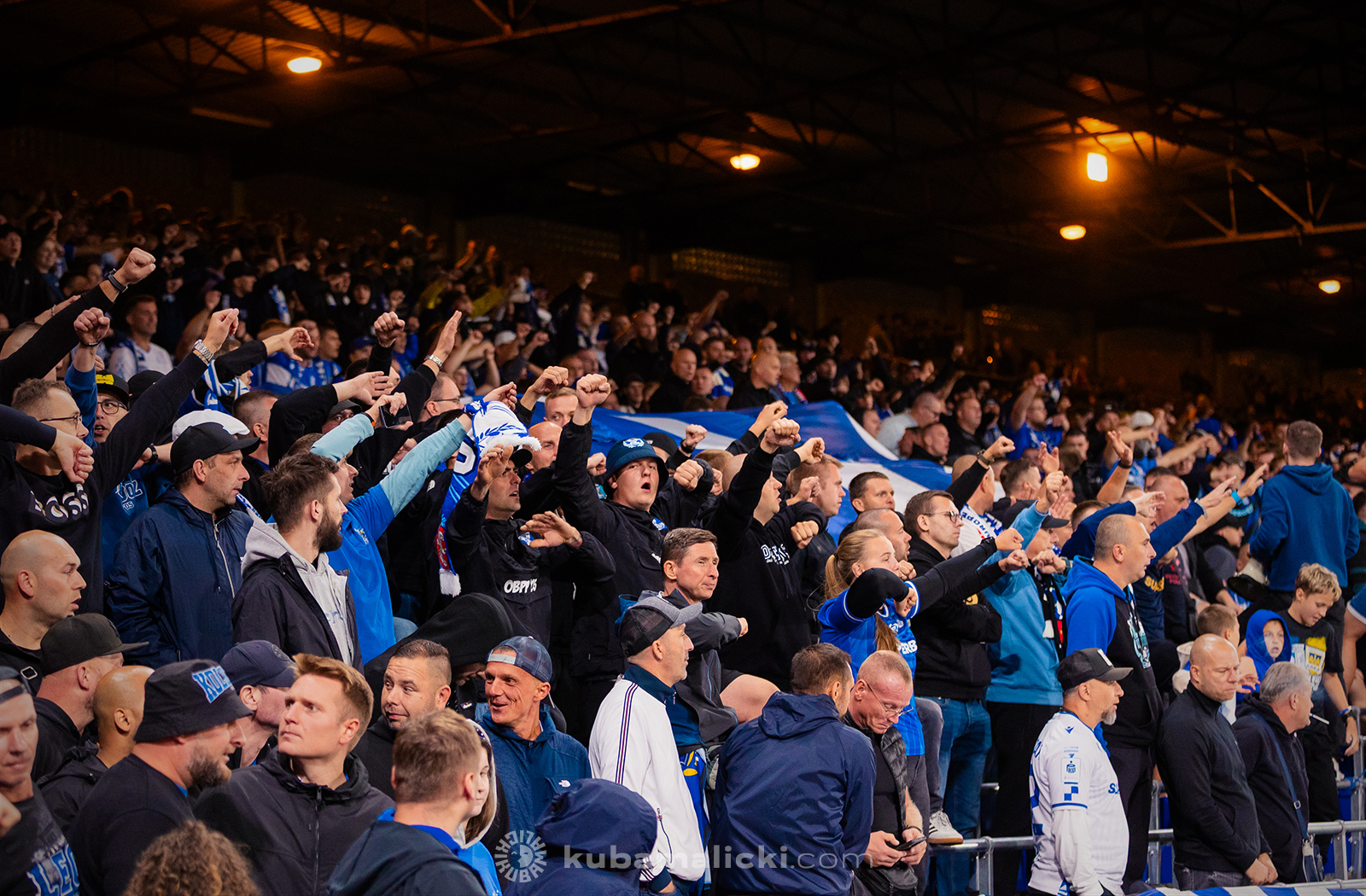 kibice Lecha Poznań w Londynie / Barwy Sportu