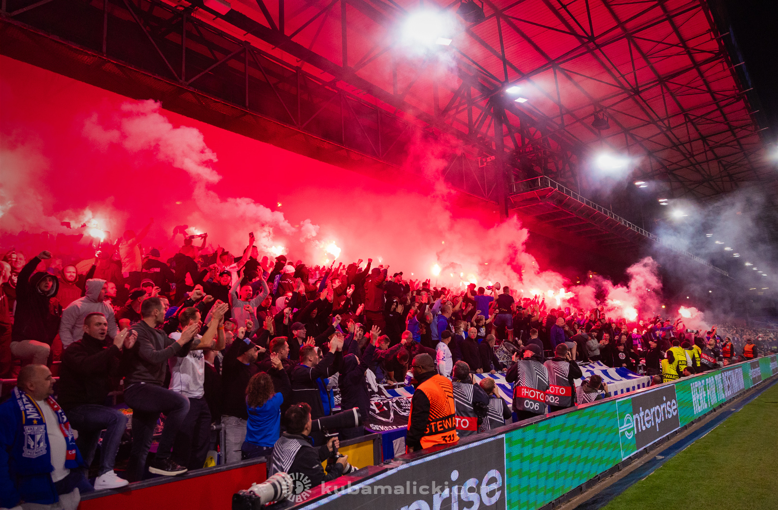 kibice Lecha Poznań w Londynie / Barwy Sportu